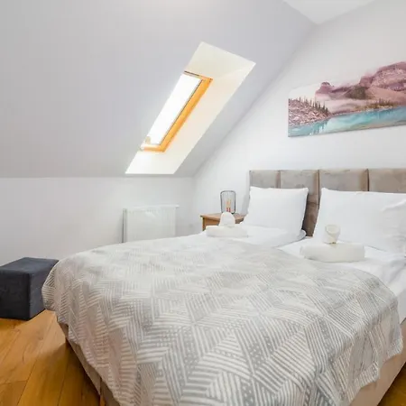 Good Time- Stone Hill Ii * Szklarska Poreba