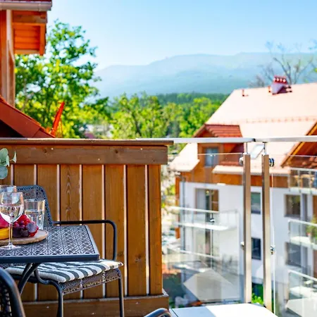 Good Time- Stone Hill Ii * شكلارسكا بوريبا